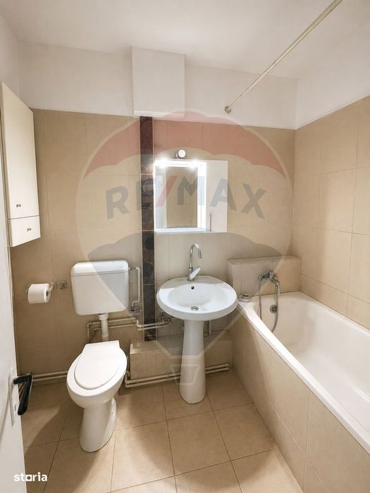 Apartament 3 camere vânzare în zona Capitol Constanta vedere la mare