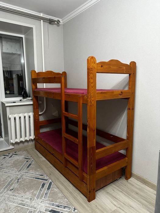 Двухярусная кровать