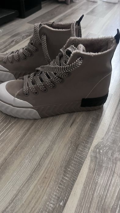 Топли Кецове