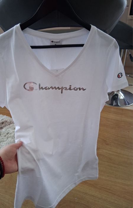 Tricou femei Champion nou cu eticheta