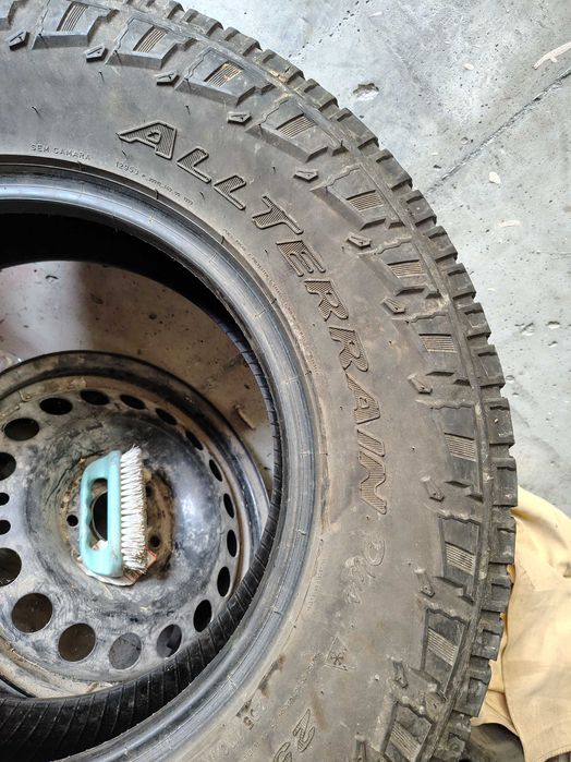 4бр.всесезонни гуми PIRELLI 255 70 16 DOT19 цена за брой