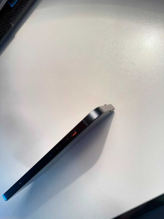 Vând iPhone 14 Plus, 128GB, culoare Midnight
