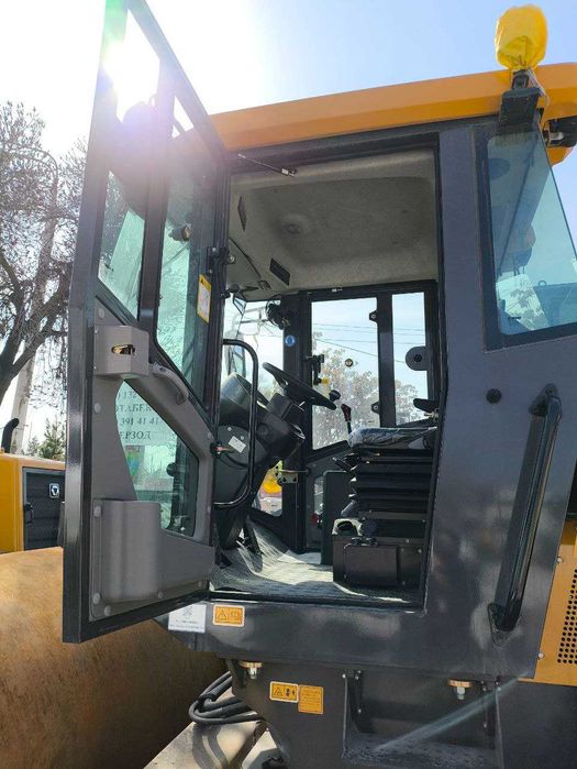 Дорожный каток -XMR403-4т.XS143J 14т.XS163J -16.XS203J-20т. XD83-8,5т.