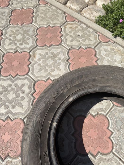 Dunlop 195/65 15 2шт