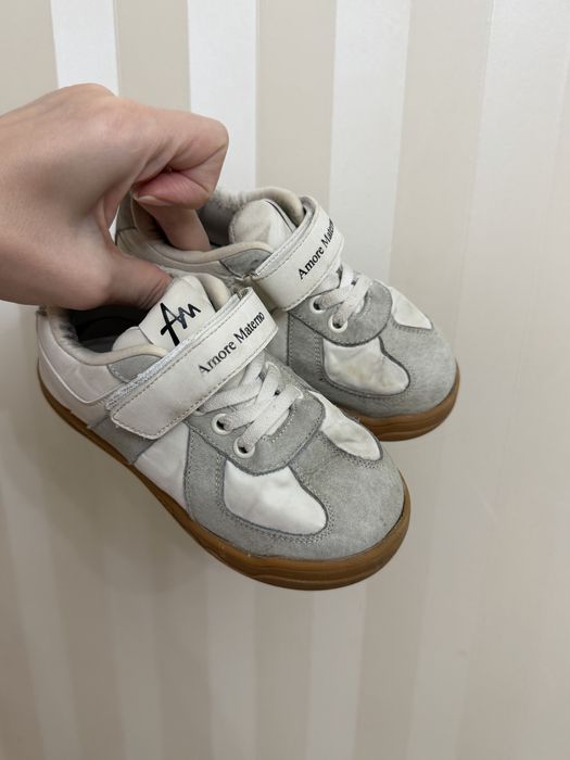 Детские кроссовки размер 27