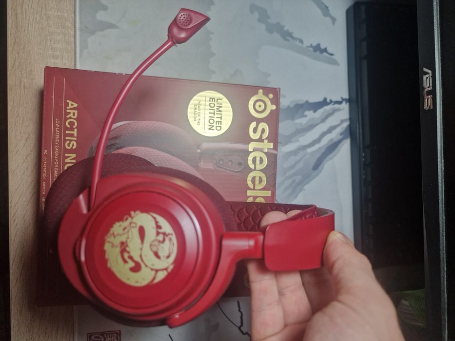 Casti gaming SteelSeries Arctis Nova 7 Wireless Dragon Edition