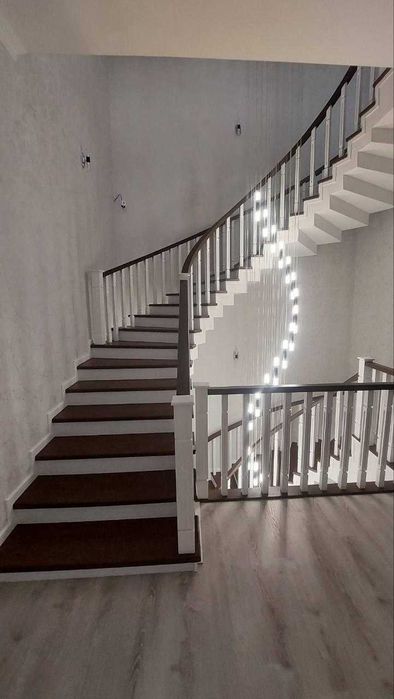 Yog'och zinalar buyurtma asosida ishonchli toshkent zinalari