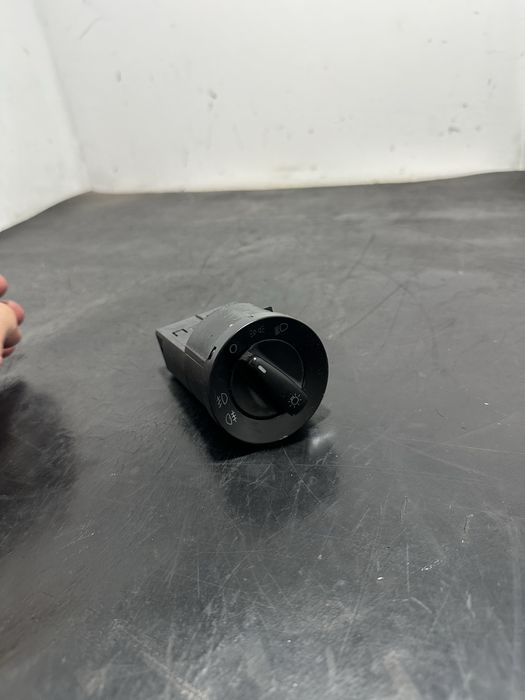 Bloc lumini Audi A4 B6 Audi A3 cu proiectoare de ceata vw golf 4 passa