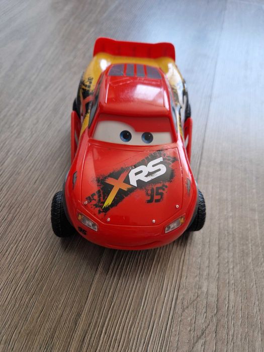 Маккуин Светкавицата кола с дистанционно управление