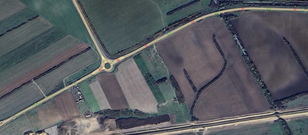 Vând teren arabil lângă Remetea Mare