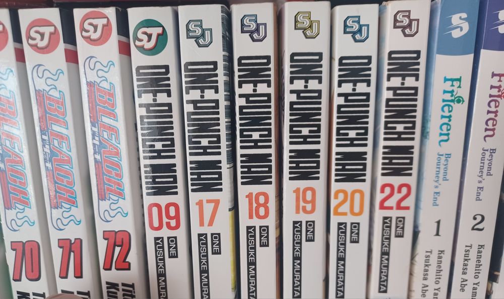 Vând carti manga anime