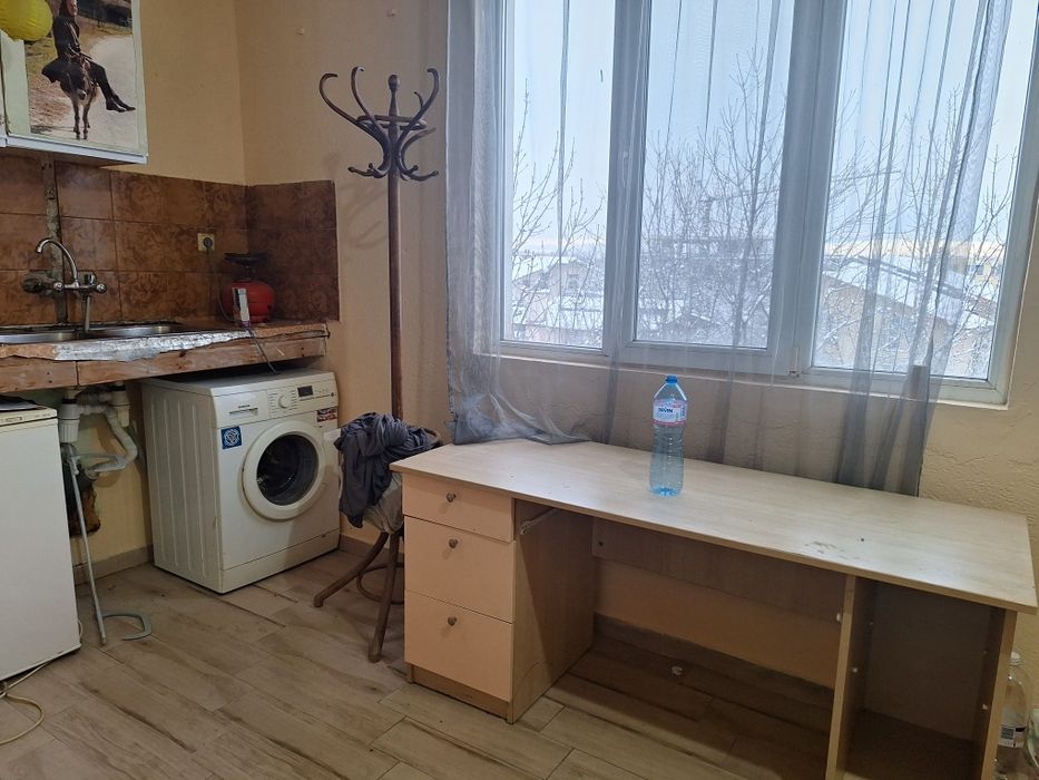 Дава се под наем  в София, Хладилника - 20 кв.м за 229.5 € - Снимка #2