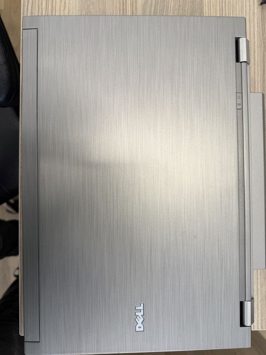 Лаптопи Dell latitude , Asus