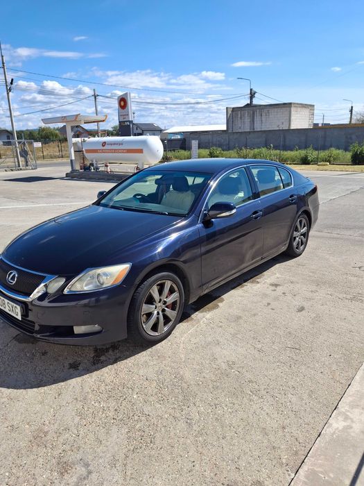 Vând sau schimb Lexus GS300