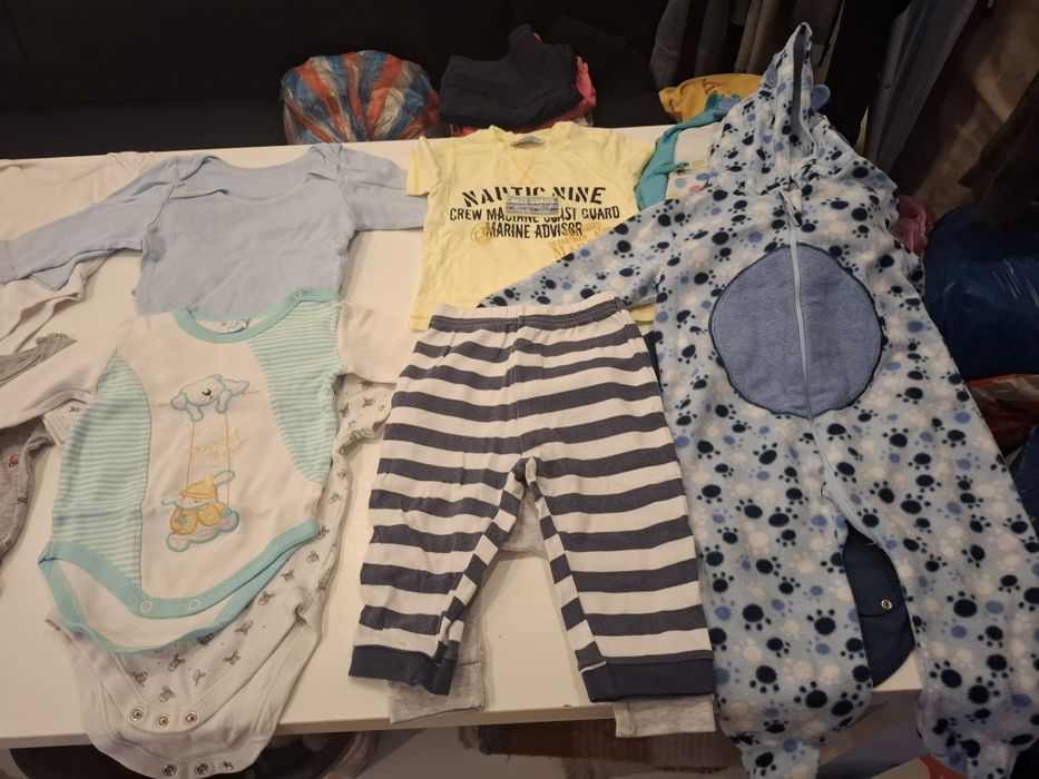 Лот бебешки дрещки