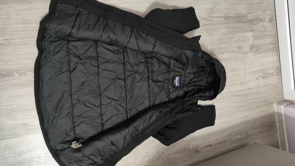 Patagonia Men's Lone Mountain Parka S size