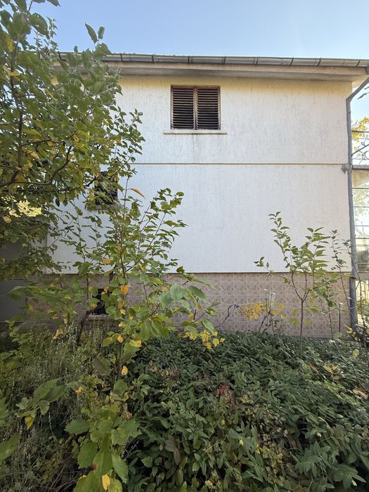 Продава се Къща в с. Ясеново, Област Стара Загора - 180 кв.м за 567 €/кв.м - Снимка #1