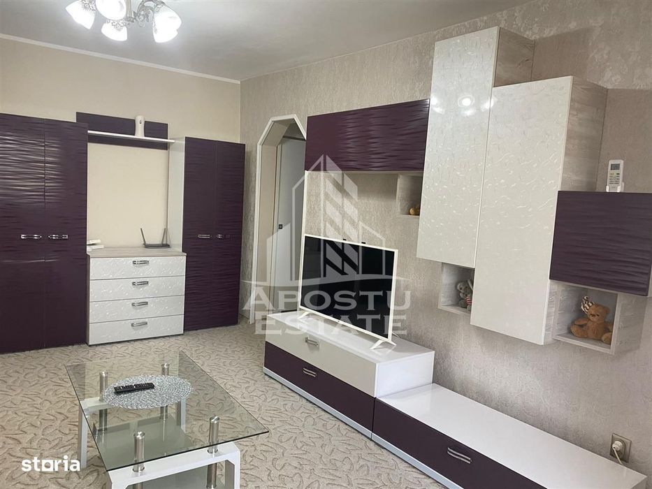 Apartament cu trei camerecentrala proprie Atrium Mall