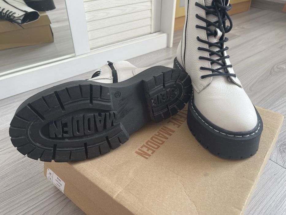 Ghete albe piele Steve Madden nr 38