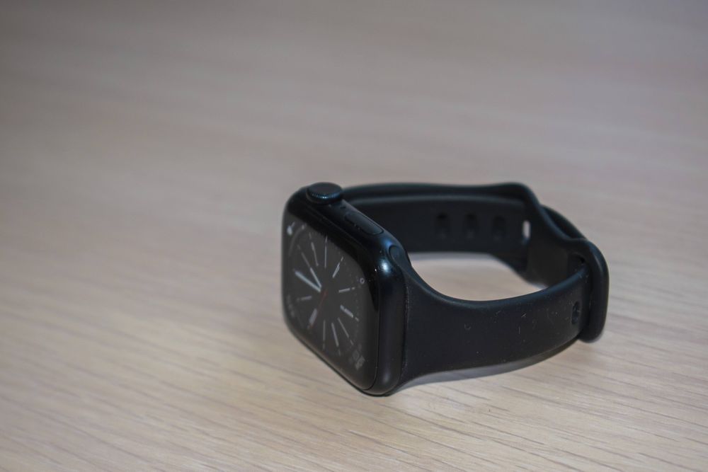 Apple watch 8 41mm. midnight aluminium