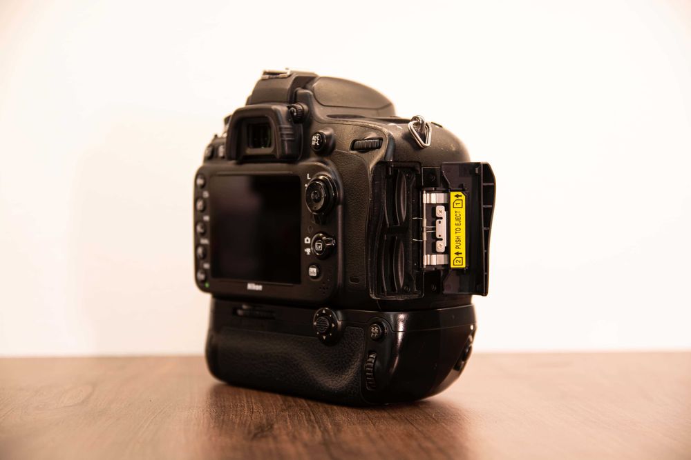 Nikon D610 Aparat Foto DSLR 24.3MP Fx Full Frame