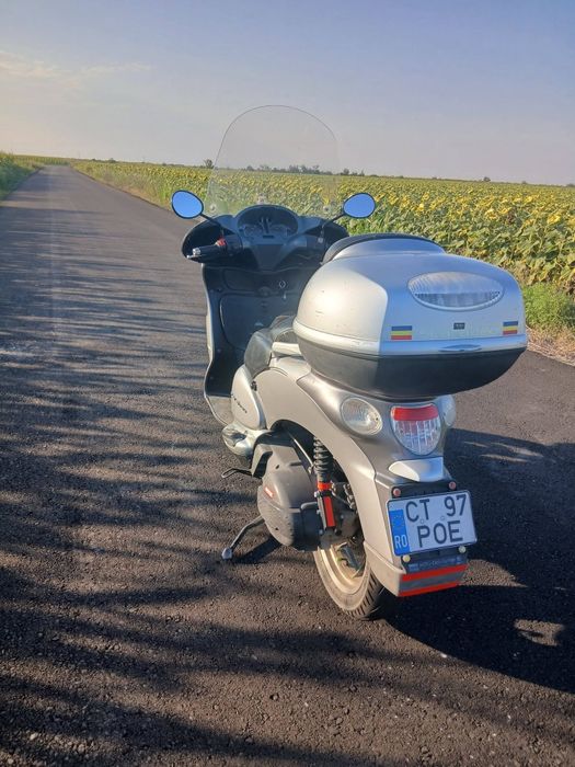 De vânzare  Aprilia scharabeo