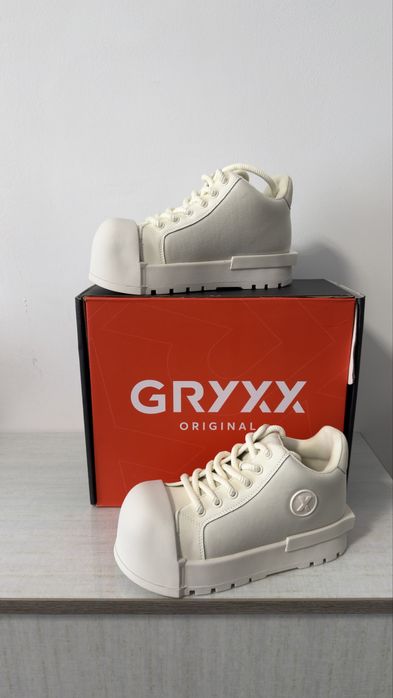 Adidasi GRYXX albi numarul 36 noi cu eticheta