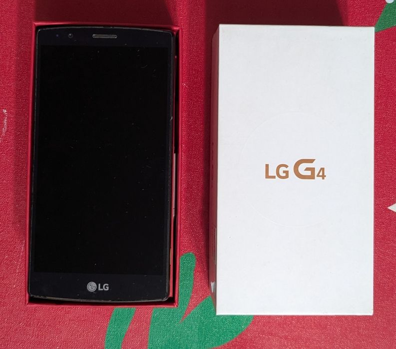 Смартфон LG G4 в хорошем состоянии