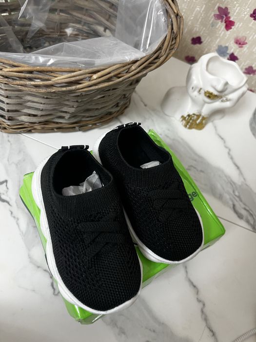 Обувь детская новая