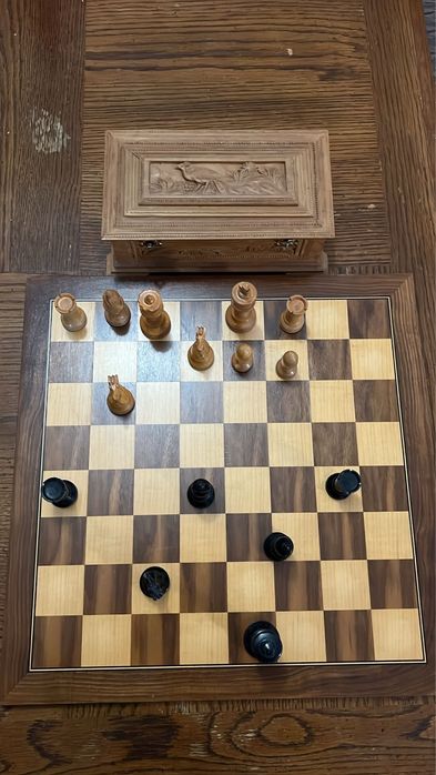 Joc sah cutie manuala lucrata