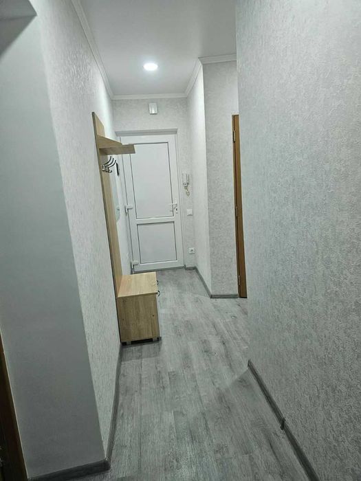 Дава се под наем Едностаен апартамент в София, Връбница 1 - 61 кв.м за 375 € - Снимка #1