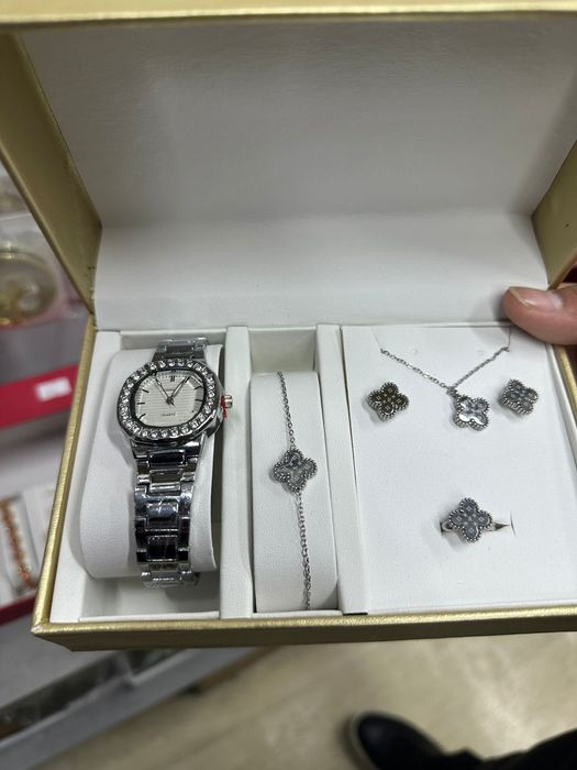 Бижутерия хороший