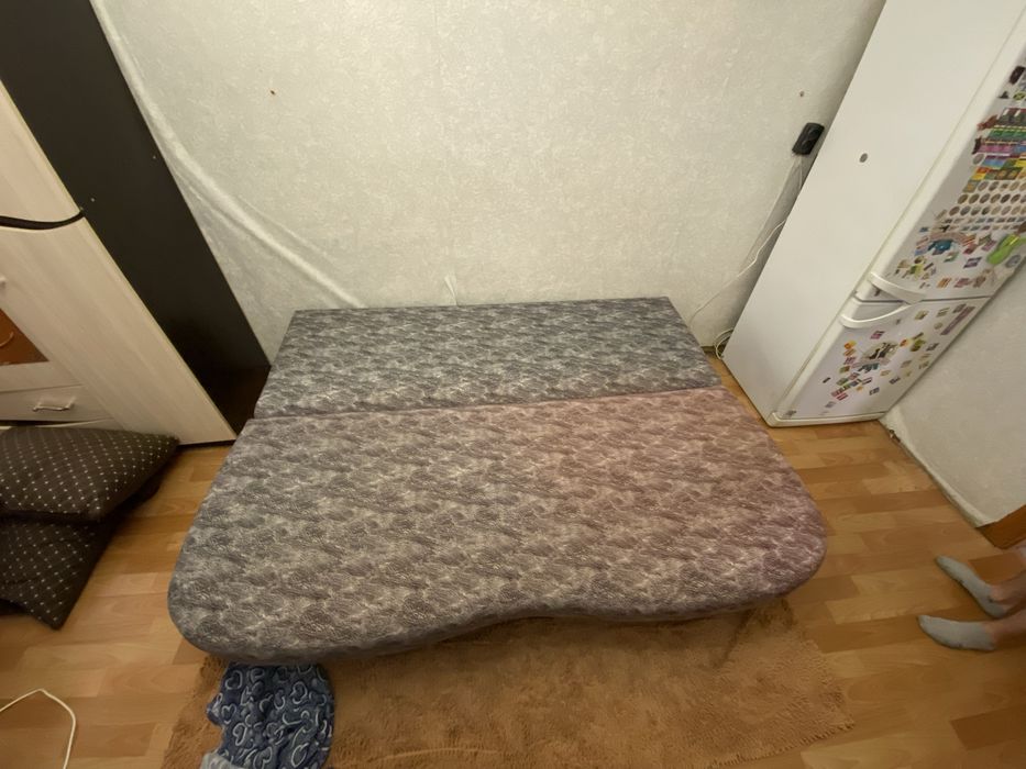 Мебель Диван Стол Стулья