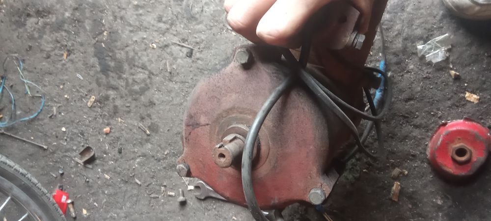 Продам электро двигатель СССР