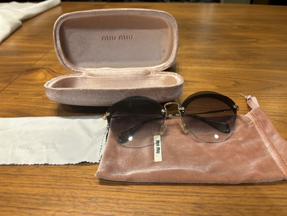 Дамски слънчеви очила Miu-Miu