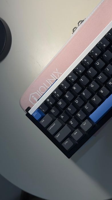 IQUNIX EZ63 в идеальном состоянии
