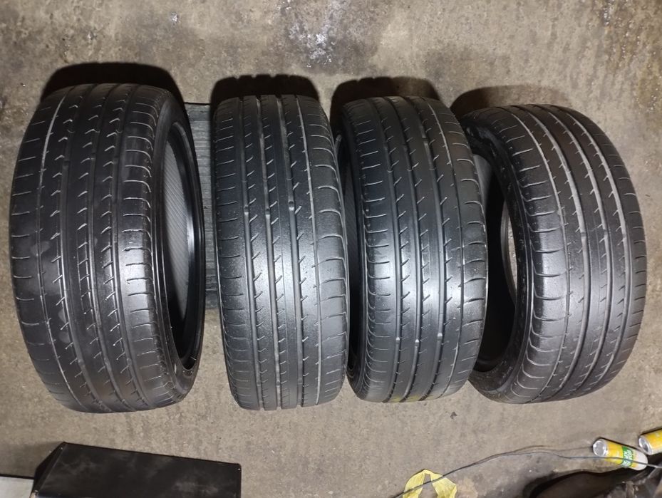 YOKOHAMA Advan Sport