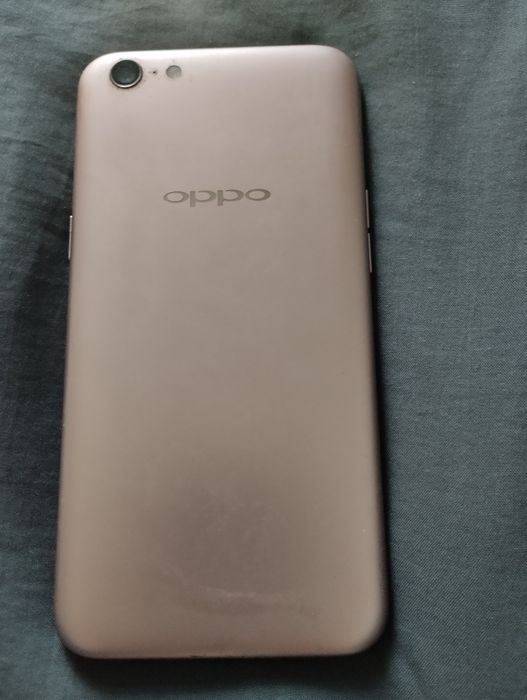 Продаю смартфон оппо а 71