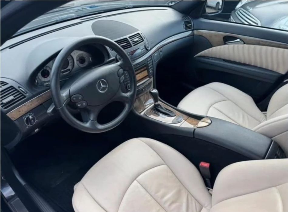 De vinzare Mercedes E class Avantgarde automata