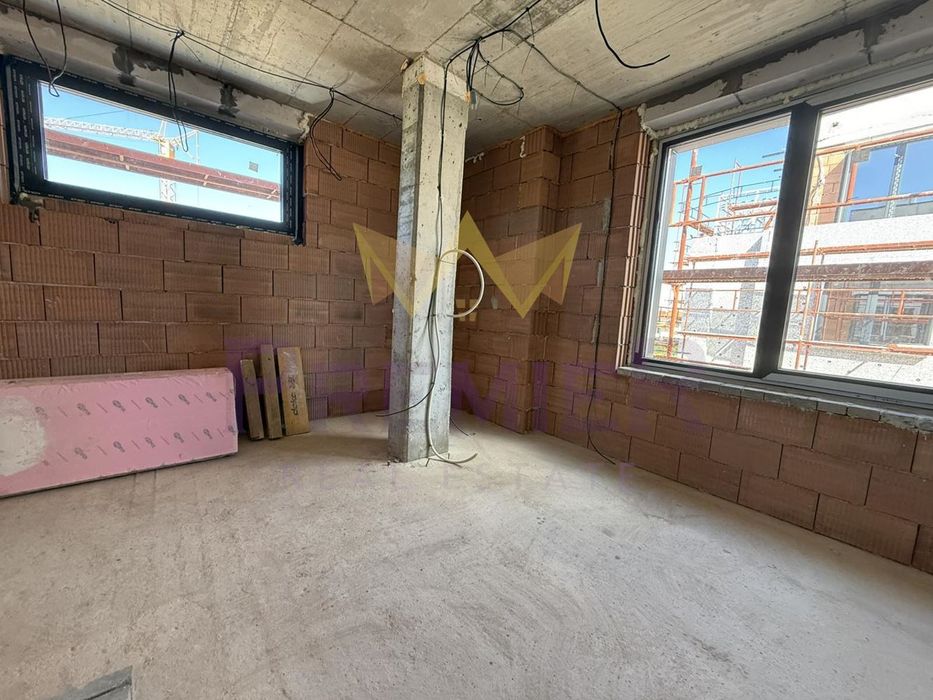 Продава се Тристаен апартамент в София, м-т Детски град - 104 кв.м за 2559 €/кв.м - Снимка #1