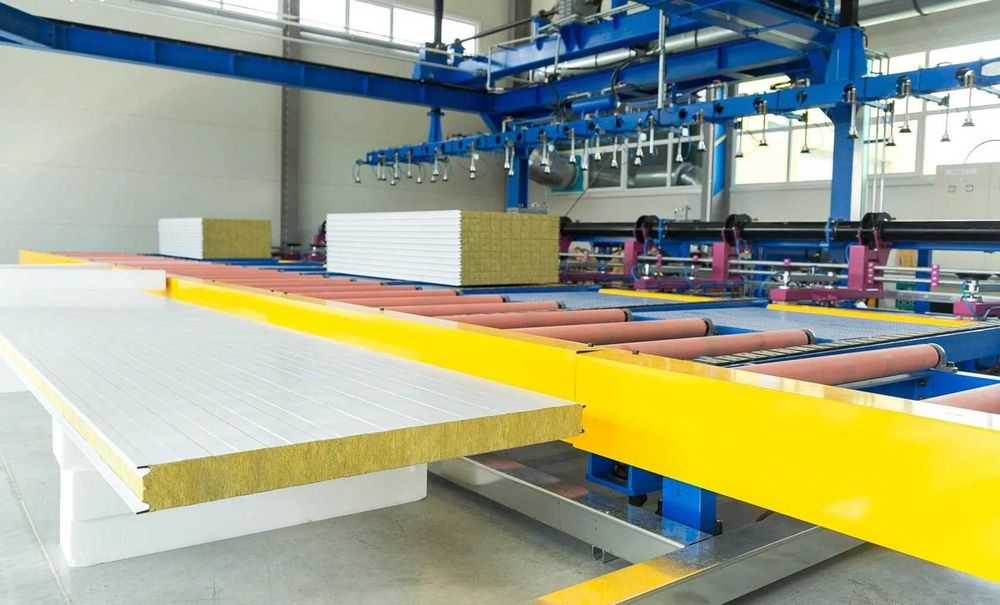 Сэндвич панели стеновые и кровельные от производителя