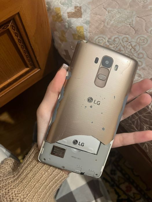 LG g 4 телефон продается
