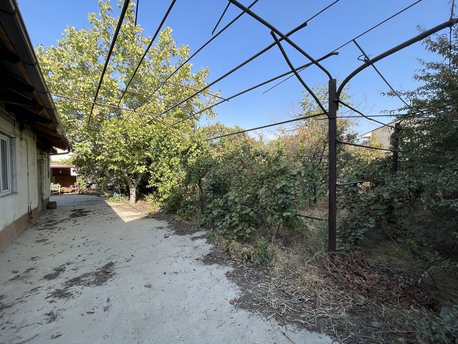 Продаю участок 6 соток Уч кахрамон, махалля Парвоз