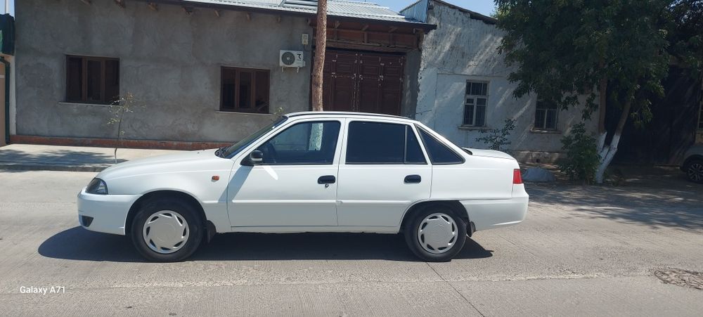 Некся 2 сотилади