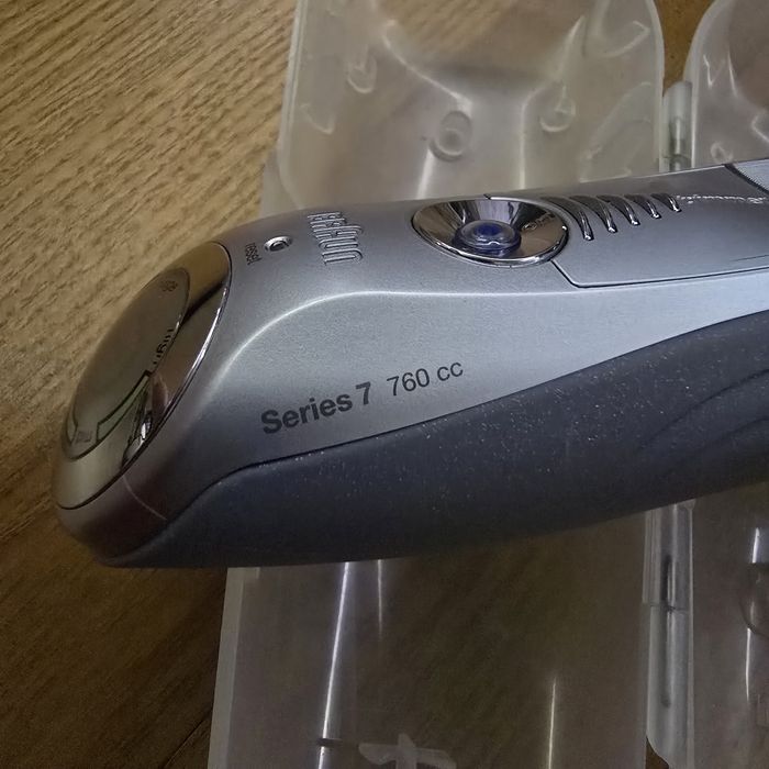 Aparat de ras Seria 7, Pulsonic Pro-System Plus Nou