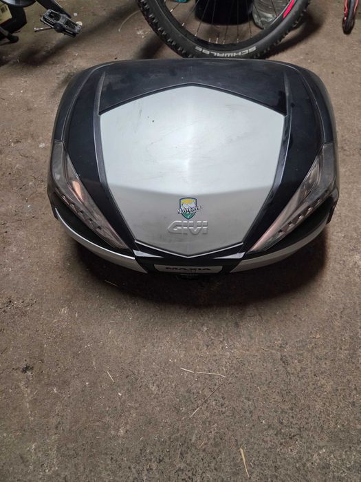 Продавам куфар за Honda Transalp. Куфарът е в добро състояние и е подходящ за модела. За повече информация — пишете на лично съобщение.