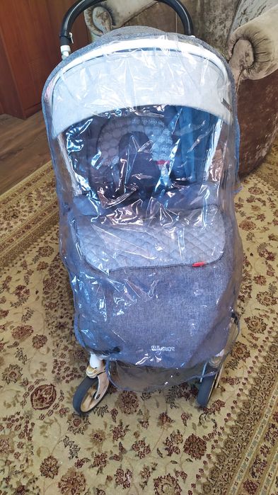 Коляска в отличном состоянии