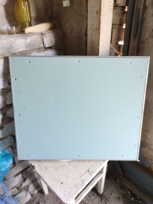 Люк скрытого монтажа.