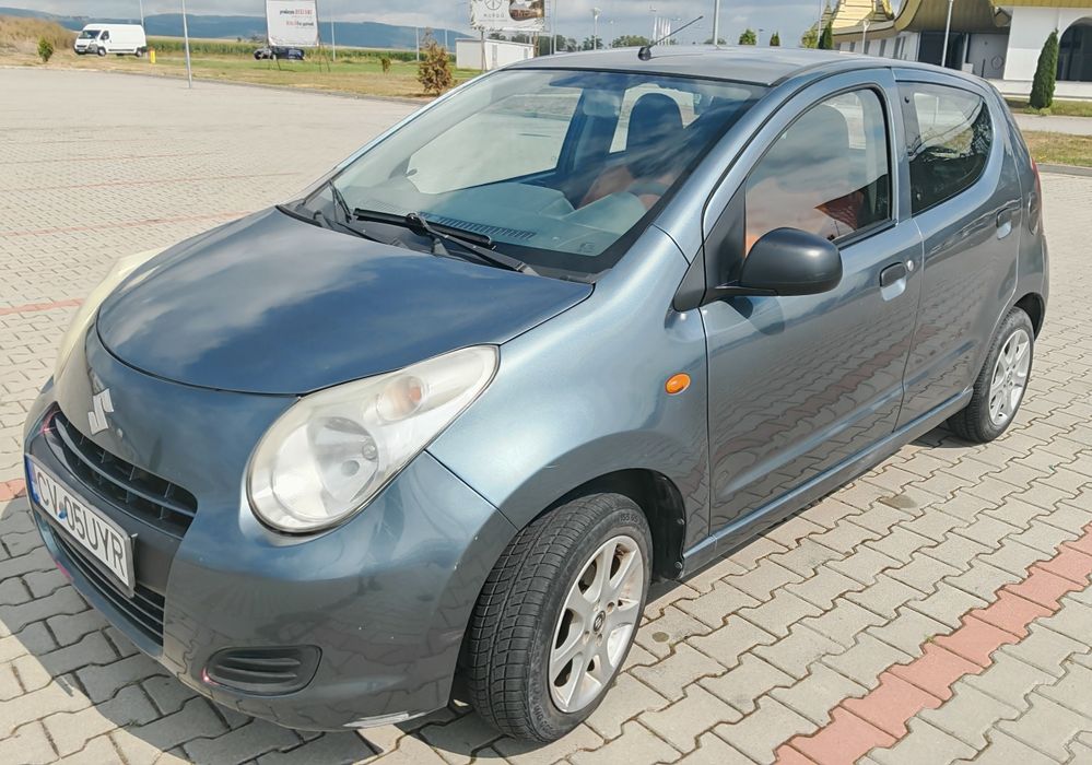 Suzuki Alto benzina 1.0 din 2011