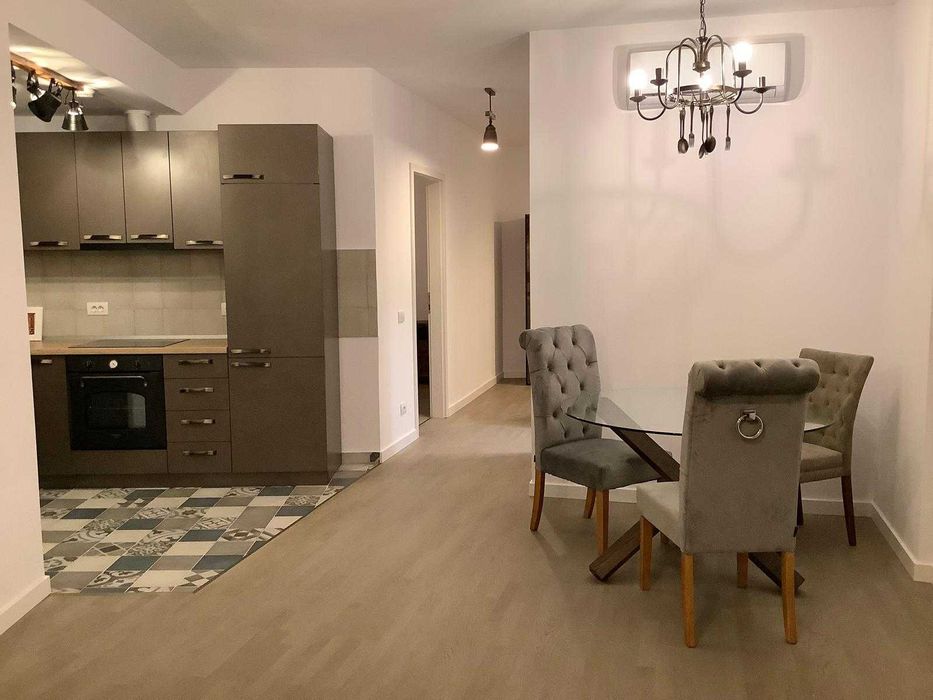 ISHO Proprietar vand apartament cu 2 camere, 60 mp, vedere panoramica pe doua parti malul Begai
